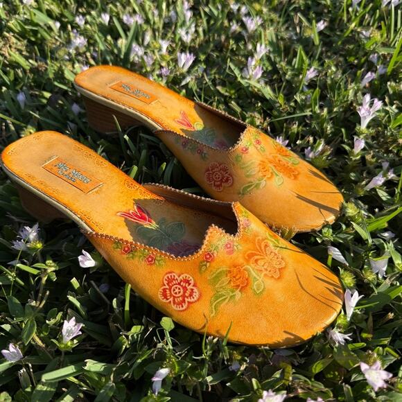 Miz Mooz Tooled Hand-Painted Leather Mules Boho Slip-On Round Toe EU 38 / 7.5–8 - Picture 12 of 16